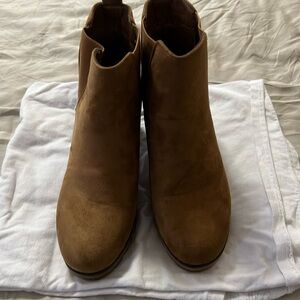 Brown ankle boots